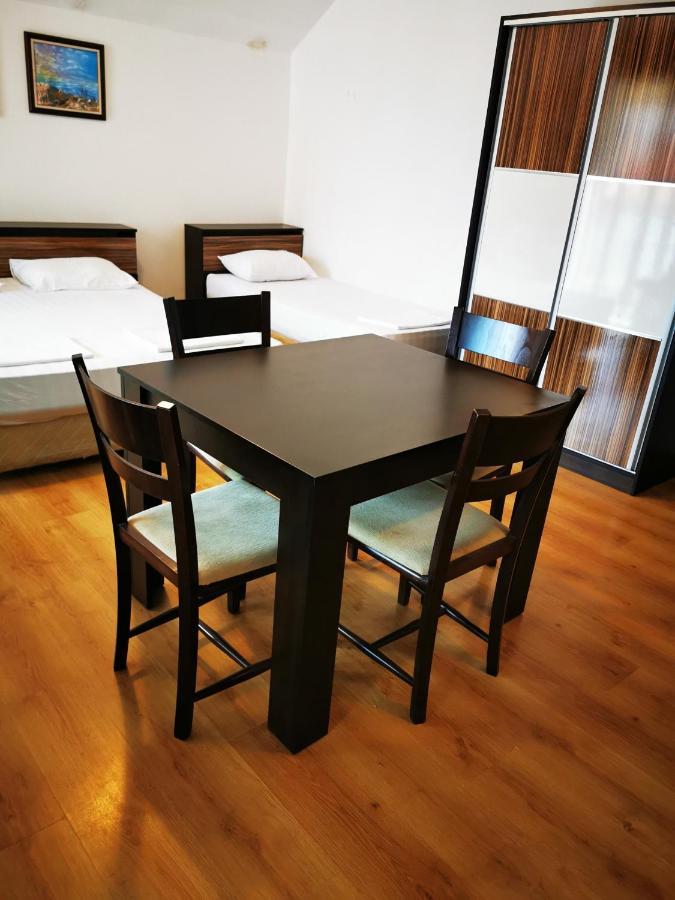 Jelezchevi Guest Rooms Primorsko Exterior foto