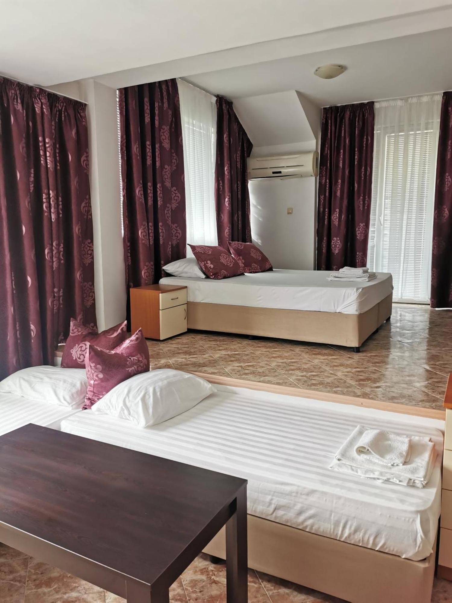 Jelezchevi Guest Rooms Primorsko Exterior foto