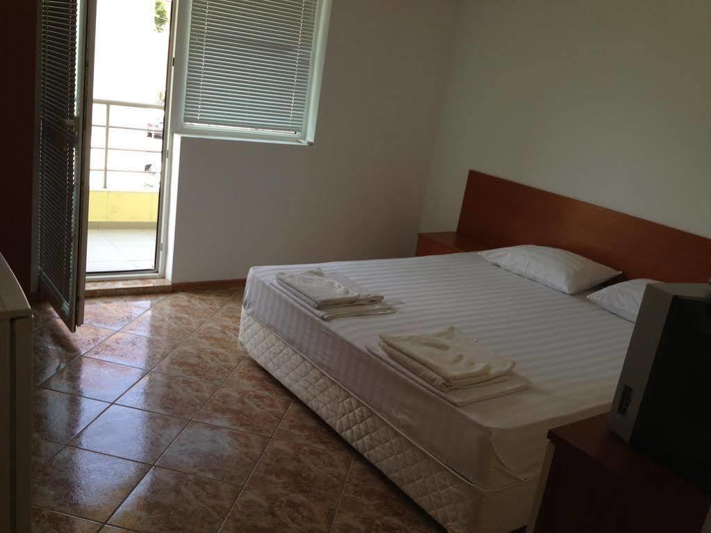 Jelezchevi Guest Rooms Primorsko Exterior foto